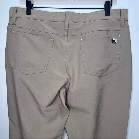 FootJoy Athletic Fit Golf Chinos Golf Pants Size 35 - Picture 4 of 9